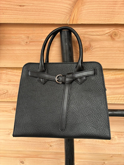 Middelgrote tas met riemdetail